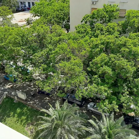 Apartamento New Sunny With Balcony, Center