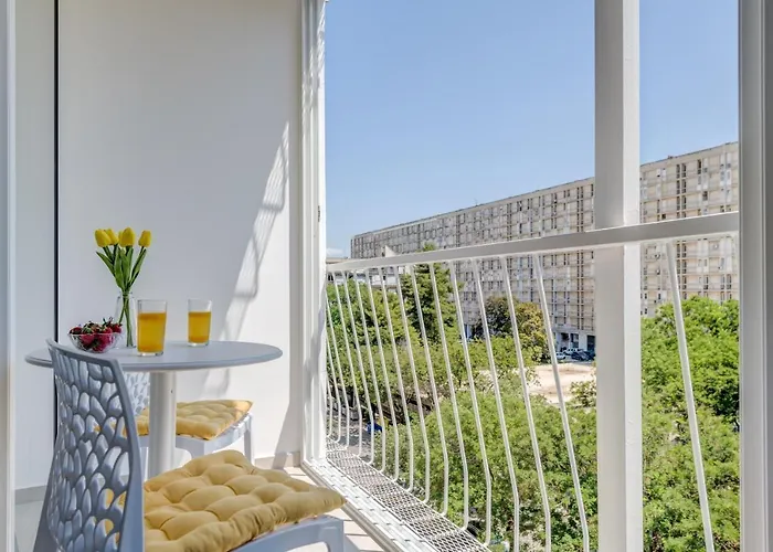 New Sunny With Balcony, Center * Split