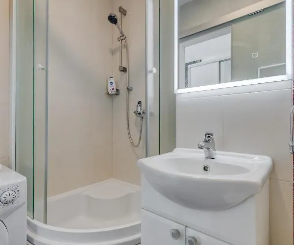 New Sunny With Balcony, Center Lägenhet Split