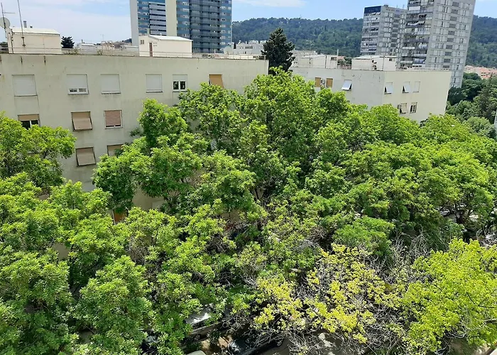 New Sunny With Balcony, Center Lägenhet *