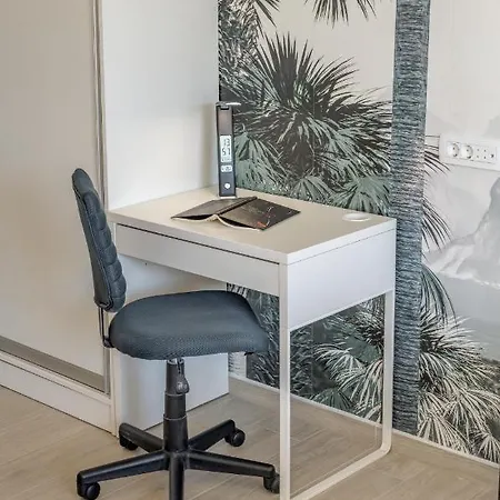 Апартаменты New Sunny With Balcony, Center
